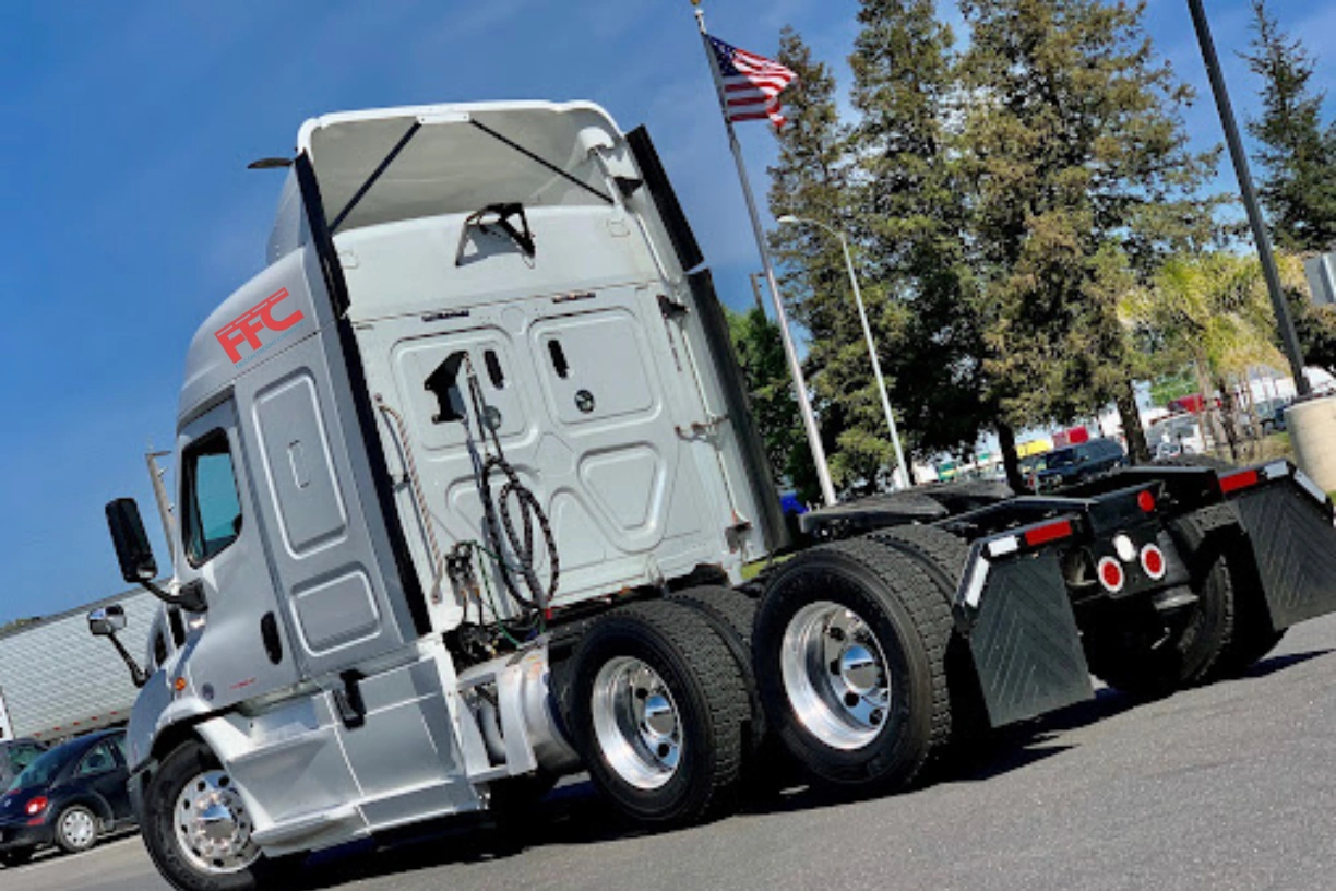 Rental Truck 1